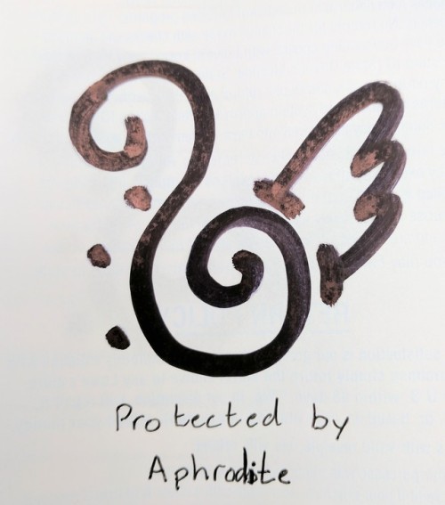 thatgayguywitch: “Protected by Aphrodite” -Requested by @starwitchcraft I really love these protecti