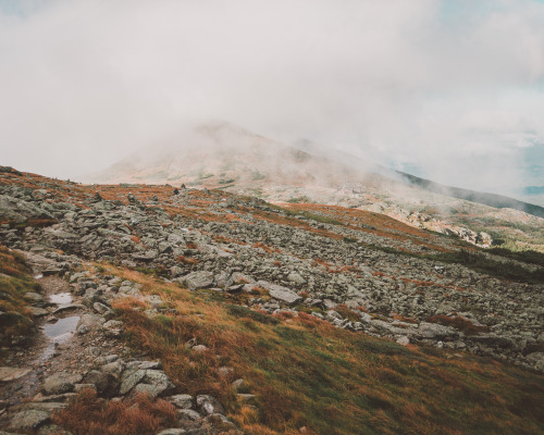 youseethenew:  a morning at Lakes of The Clouds Hut - white mountains, new hampshire 