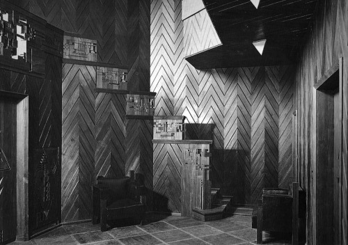 ofhouses: 326. Walter Gropius &amp; Adolph Meyer /// Adolf Sommerfeld House /// Berlin-Dahlem, G
