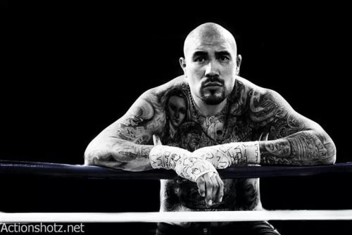 ajrosado1979:  He’s hot
