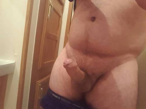 bigthickchubbydick: Uncut cocks are so tasty … Love to suck an uncut cock.