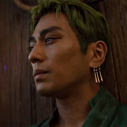 ONE PIECE: INSIDE THE STORY | MACKENYU As RORONOA ZORO 