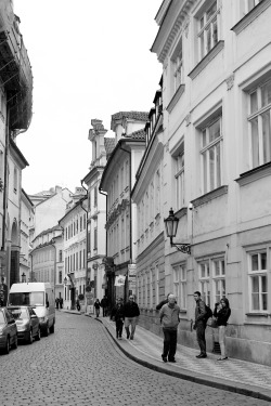 ingirll:  Streets of Prague. 