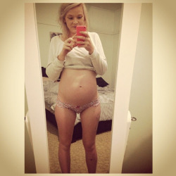 pregbab:  CutestPregGirl