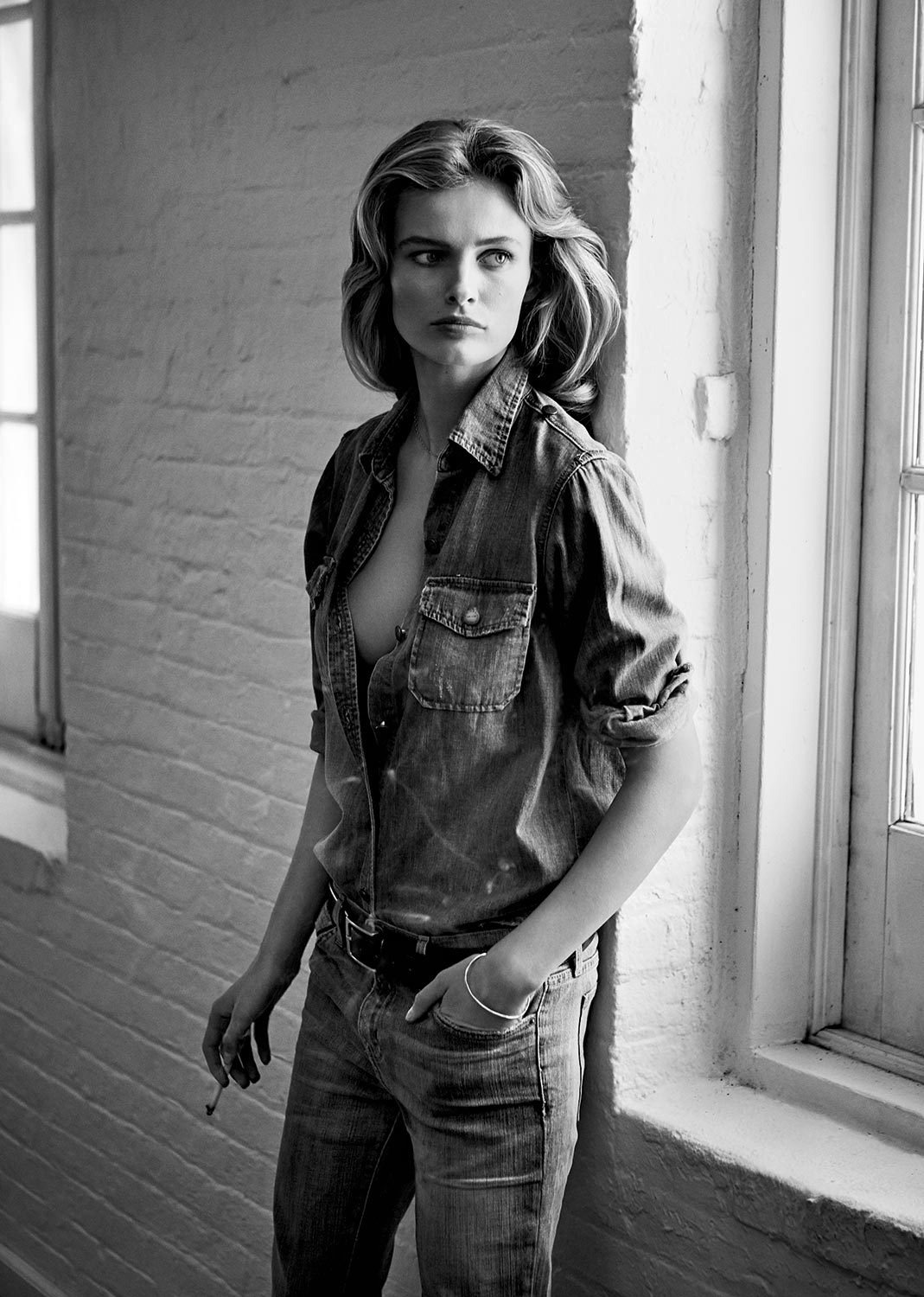 ralfpatrice:  Edita Vilkeviciute Little Earthquakes :More than 10 000 black n’