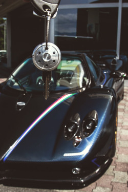 artoftheautomobile:  Pagani Zonda Tricolore