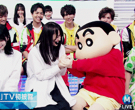 mochichan46:  BREAKING! Keyaki have a scandal when captain got caught with a boy 