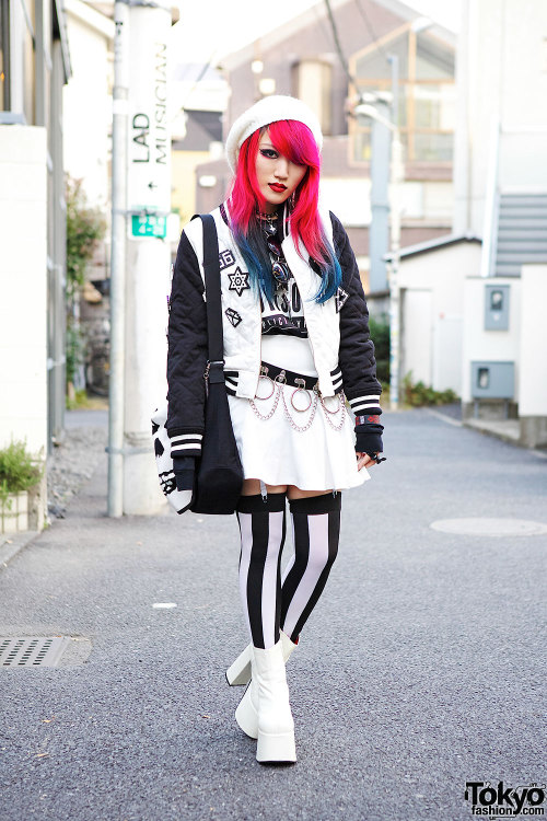 Lisa13, the guitarist of the Japanese all-girl rock band Moth in Lilac, on the street in Harajuku w/