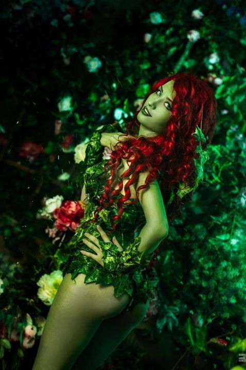 Sex cosplay-booties:  Poison Ivy by Vavalika pictures