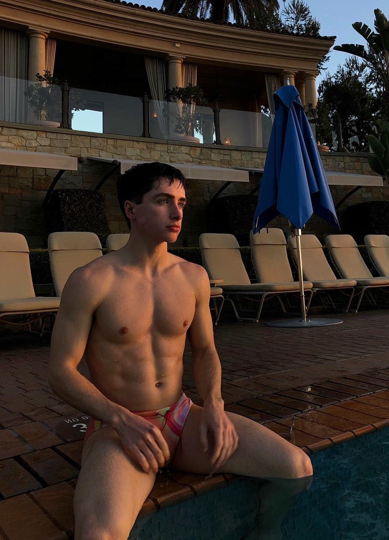 Creating the new male body