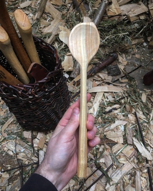 A nice simple cooker I carved whilst teaching a lesson today. . . . #wpwoodcraft #wood #wooden #wood