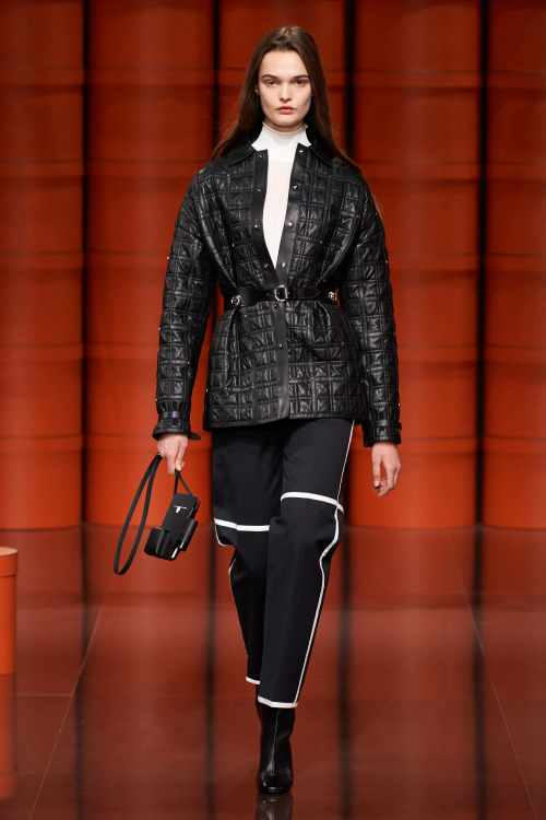 Hermès Autumn/Winter 2021 by Nadège Vanhee-CybulskiMelanie Ward - Fashion Editor/StylistDuffy - Hair