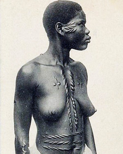 grand-bazaar:  Vintage Africa - Tribal Body