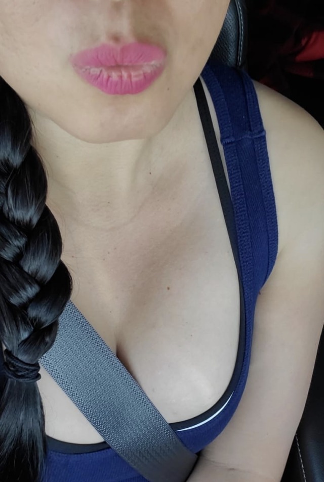 slutwife4urbbc:Was picking up a smoothie,