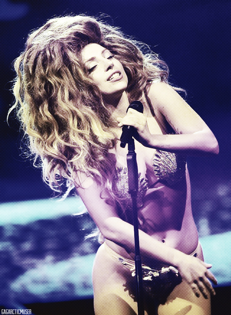 gagarcticmuser:  LADY GAGA. itunes festival 2013  