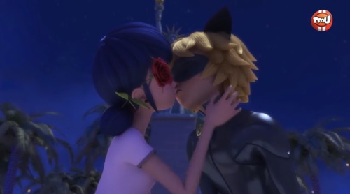 I CANT BELIEVE MARICHAT HAS MADE MORE PROGRESS IN 5 MINUTES THAN THEY HAVE FOR 5 SEASONS