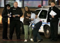 shesgotitlikethatfanfic:  Do you see this? Do you see how unbothered they are? Absolutely no sympathy for the mother as she cries aloud. They don’t see her pain and they’re standing right next to her. When Antonio Martin was shot, he was still breathing,