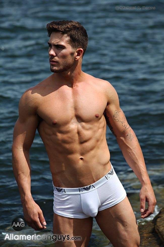 nickk1712:  Follow: http://nickk1712.tumblr.com.