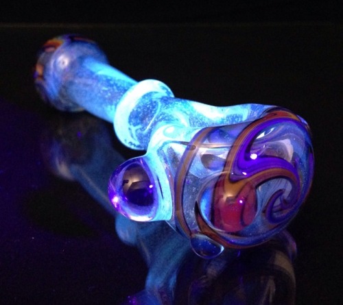 royalrelmglass: BlueV body,Rainbow wag on both ends and Experimental 19 marbles