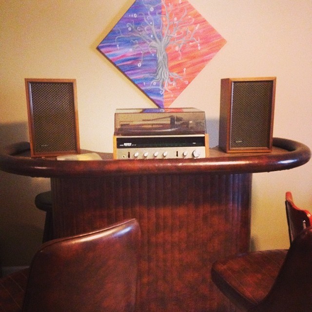 quilted-sun:  New record player! Original condition from 1972! I’m so in love with