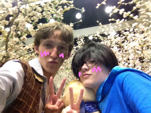 VARIOUS AX PICTURES MOSTLY SELFIES