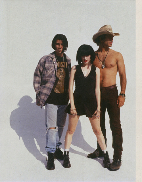 alittlelovefrench:    I once imagined you loved me a little bit, if you’ll excuse the presumption.—F. Scott Fitzgerald, Majesty     James Duval, Rose McGowan & Johnathon Schaech / “The Doom Generation” / dir. Gregg Araki / ph: Jean-Claude