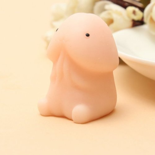 rar3kain: naranja-style:  Mochi Dingding Squishy toys  Get more cute toys here at Newchic!    Flash Deal up to 60% off!   Discount code:spring15off    i wanna get one and use it to pack lol 
