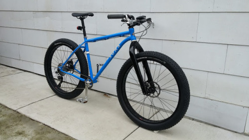 bikesandgirlsandmacsandstuff: (via Soma Feed: Soma Sandworm 650B+ Build)
