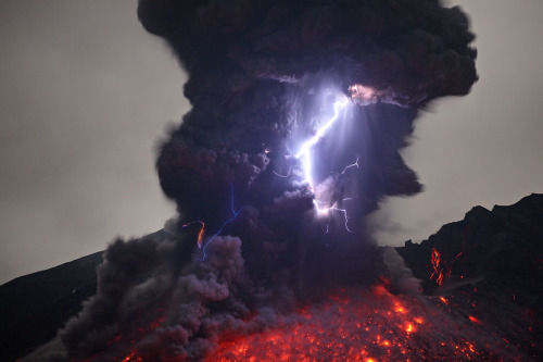 nubbsgalore:   photos of sakurajima, the most active volcano in japan, by (click pic) takehito miyatake (previously featured) and martin rietze. volcanic storms can rival the intensity of massive supercell thunderstorms, but the source of the charge