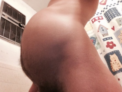 biggest-belly-boy:  I’m so full, and my adult photos