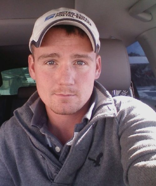 jarheadjay: militarymencollection:  militarymencollection  His eyes have me. That&rsquo;s what a