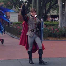 disneyaddictgirl:  Saw him today. Almost