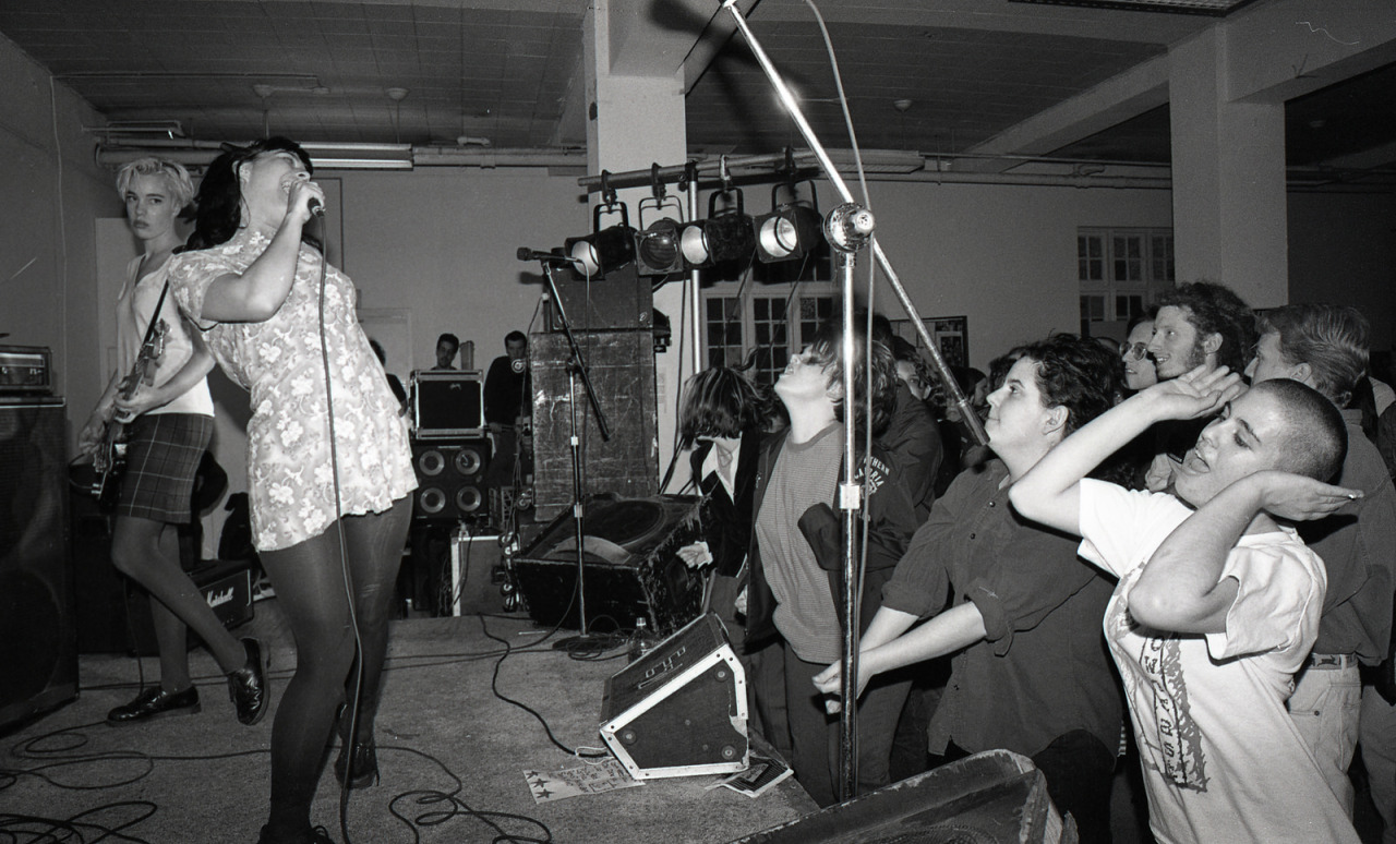 suicidewatch:  Bikini Kill - Nov. 16, 1991. photos by Brad Sigal.  