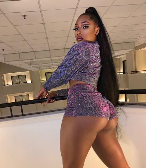 queens-goddesses-vixxxens-deact: