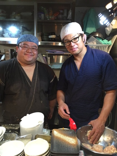 jutokusym:エビスコ酒場では料理長(*^^*)