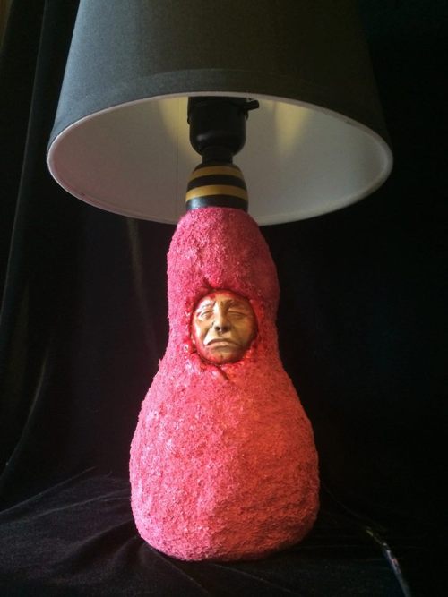 horroroftruant:  Check out this frighteningly awesome Killer Klowns From Outer Space lamp from Homemade Horror!  Gabe LaPeer is a sculptor/ graphic designer/ illustrator with a love of “Genre” films. Homemade Horror is a place to showcase some of