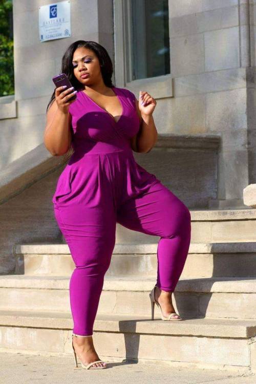 bigmofrigga:  meatgod:  estrella-fuego:  dippednv8splash:  Sheesh!  But that jumpsuit doe 👀👀👀👀👀  Beautifully designed and crafted, meatGod approved  She’s a goddess.