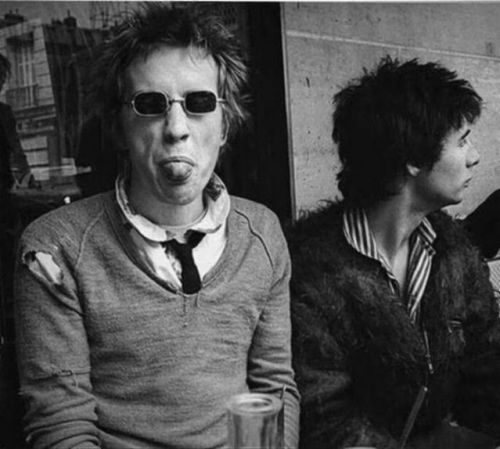 theunderestimator-2:  “We’ll always have Paris” (no.2 -see here for no.1 post):  Johnny Rotten and Glen  Matlock in Paris, France, where The Sex Pistols played their first gigs abroad, early September 1976, in a shot by   Michel Esteban.(via)