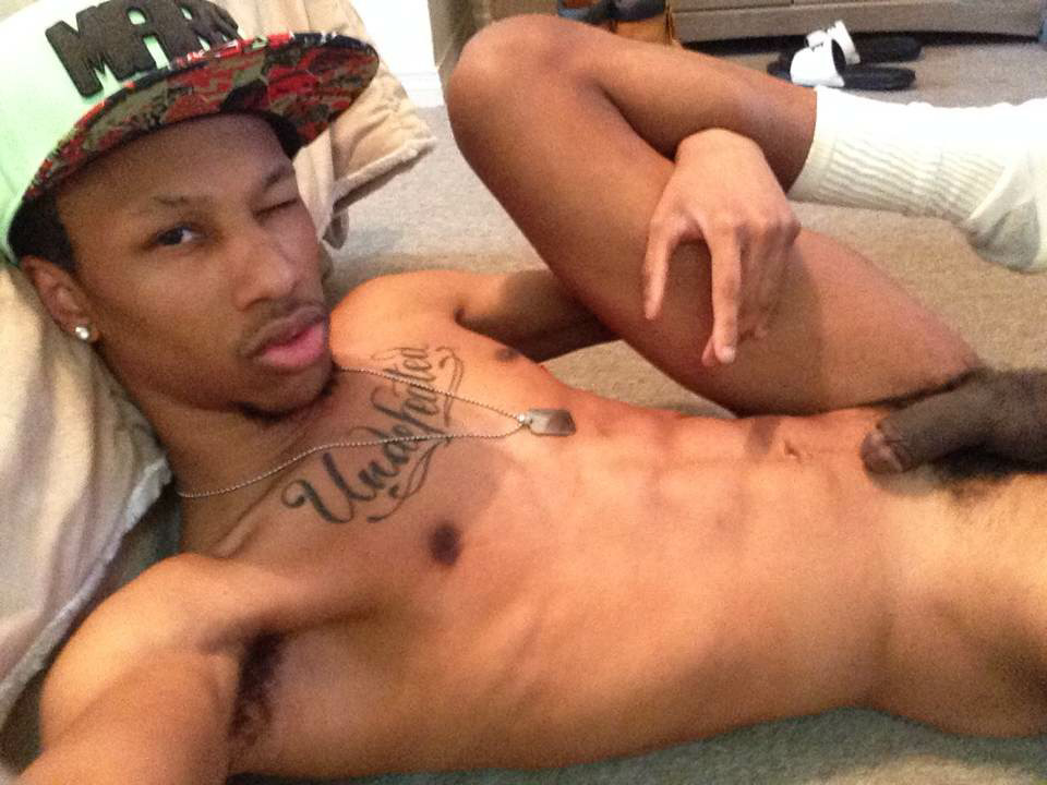 sirhoneybun:  Looks like im back for the time being with a new account, missed my