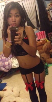 escape-this-reality-with-me:  I love my new garter and bra from hot topic &amp;&amp; it was only Ű!