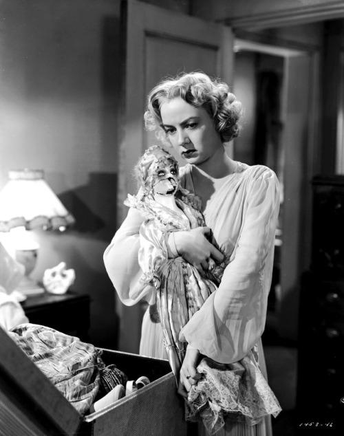 audrey totter