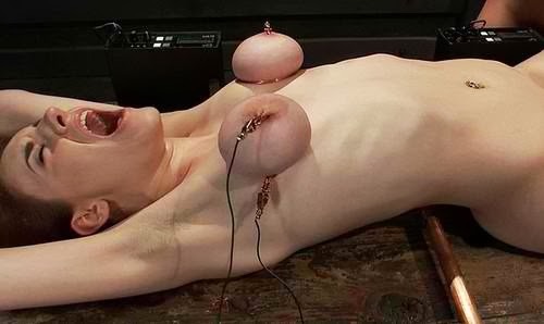 sexymisogyny:  Electricity, the modern way to make a cunt beautiful. 