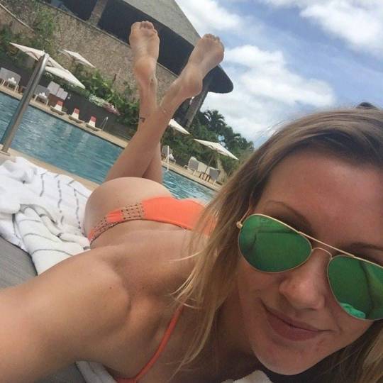 Katie Cassidy Ass