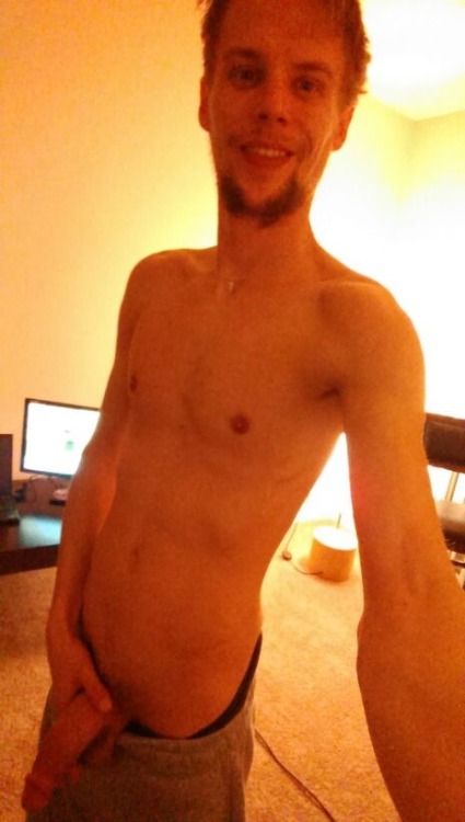 hornym8syd:  Horny Sydney guy here , up for swapping pics with other bi, straight, and curious guys!If ya wanna submit hit us up, I don’t mind sharing my pics either Kik-hornym8sydSnap- hornym8sydneyCheck my blog out, www.hornym8syd.tumblr.comStay sexy