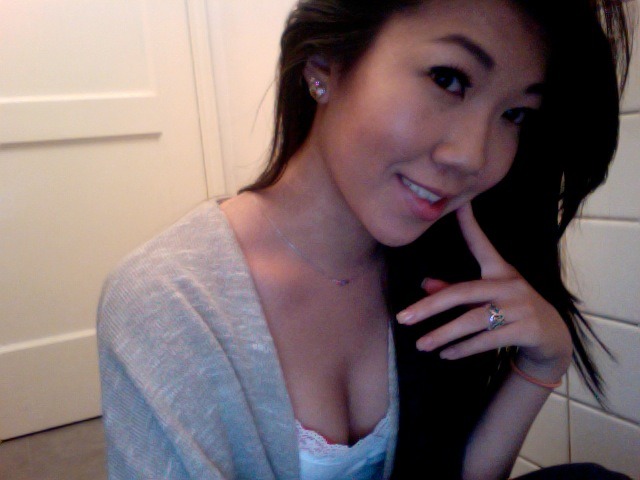 sexybeautifulfit:  First Date with Michelle Follow, Like, Reblog http://sexybeautifulfit.tumblr.com