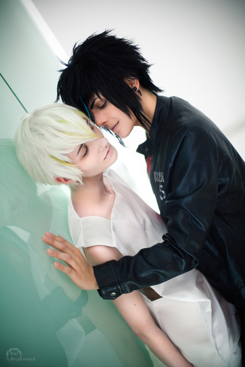 fuckablenerdstuff:Starfighter photo set from JAN CH shots taken by Misaki Sai  Cain is Takeshi Cosplay Abel is me <3  These are so great! Thank you so much, I love them! (⺣◡⺣)♡*