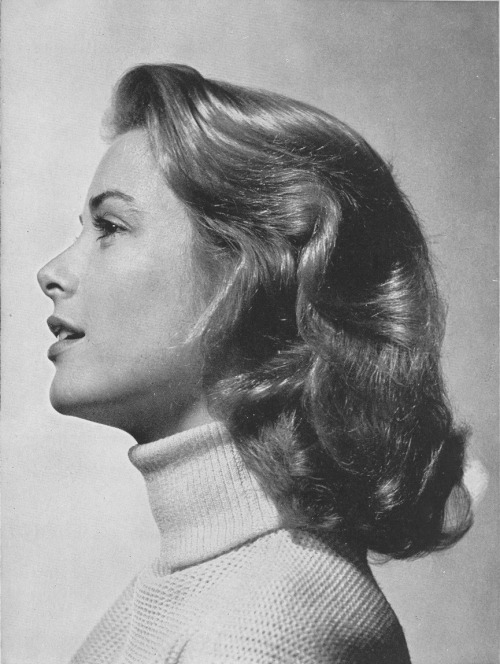 princessgracekelly1956: Grace Kelly photographed by Philippe Halsman, 1954