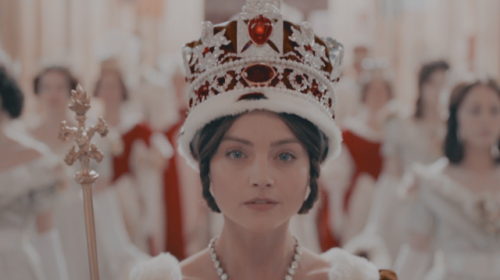 ihadadutyovcare:Long live the Queen