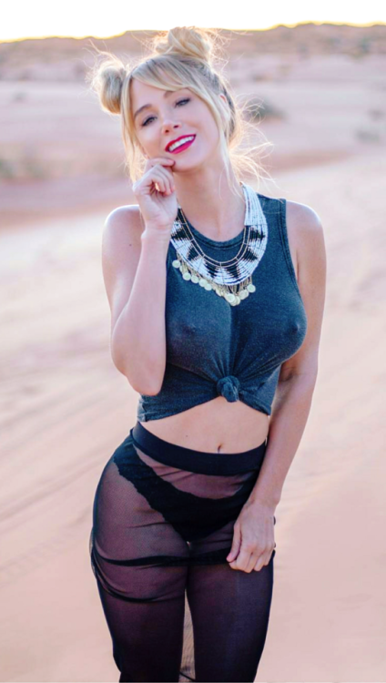 beautifulmotivators: The beautiful Sara Underwood!!