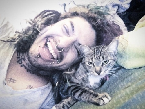 The I just got woken up to loud metal music and an uncalled for selfie face 😾🤓😆🤘🏼🍕   #animallover #mycat #militia2018  https://www.instagram.com/p/Bq3X6yUFdxb/?utm_source=ig_tumblr_share&igshid=1ngop9s9ax7sv